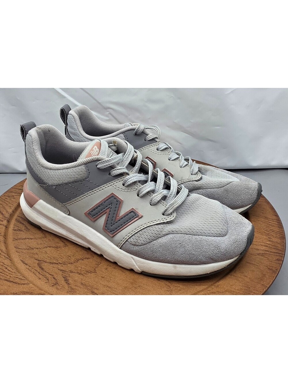 New Balance Womens 009 V1 WS009SA1 Gray Running Shoes Size 7.5 Casual Sneakers
